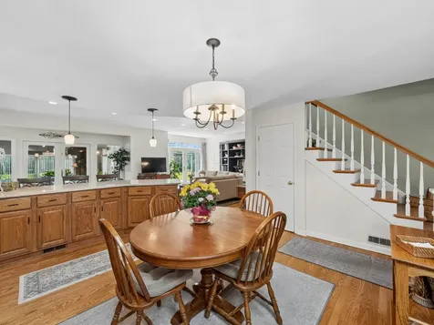 819 South Beverly Lane Arlington Heights IL 60005