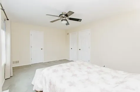 814 Dunhill Drive Buffalo Grove IL 60089