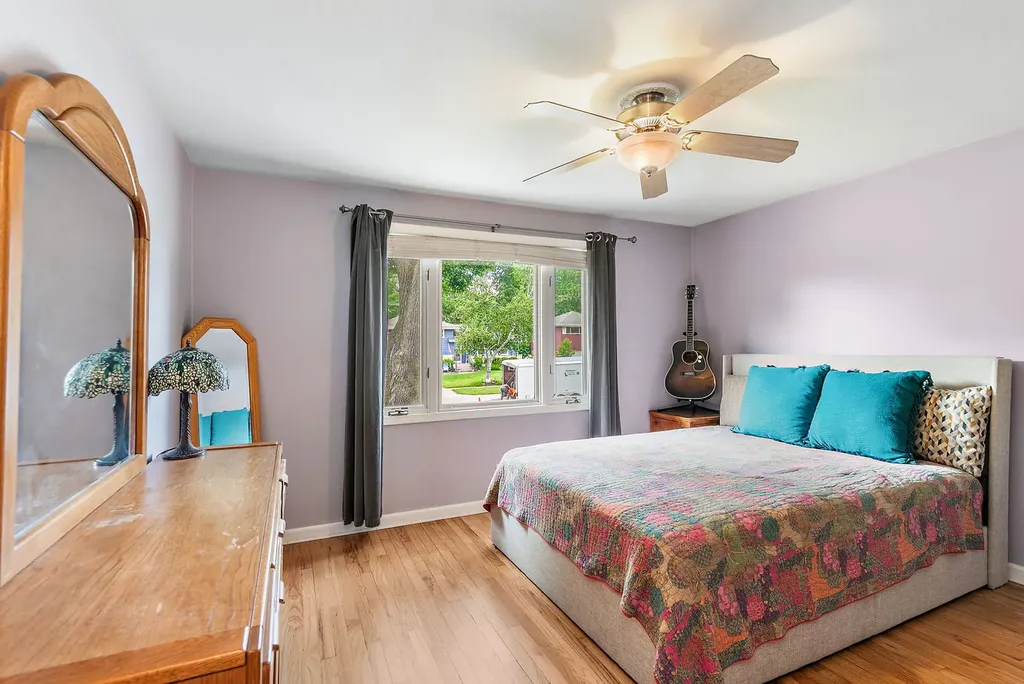 117 South Erie Street Wheaton IL 60187