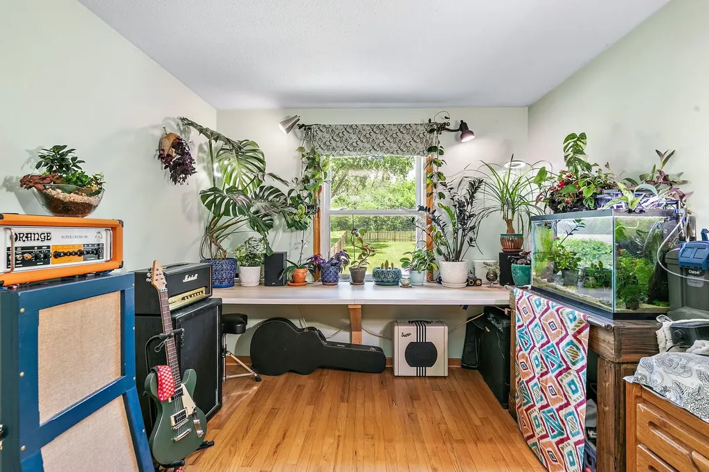 117 South Erie Street Wheaton IL 60187