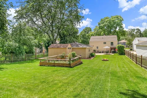 117 South Erie Street Wheaton IL 60187