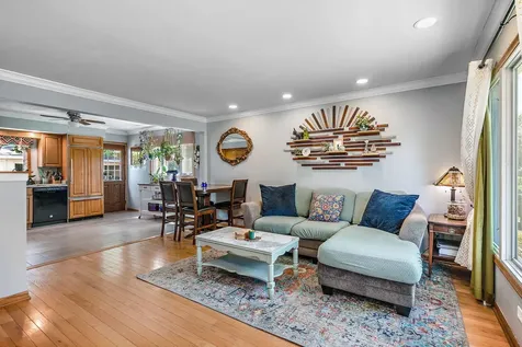 117 South Erie Street Wheaton IL 60187