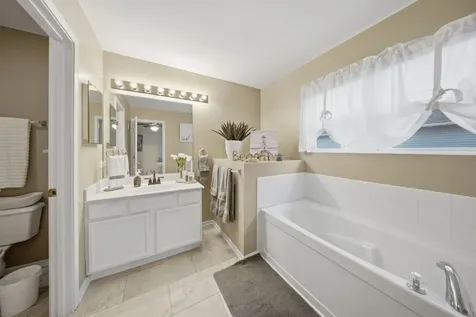 1975 Grandview Place Montgomery IL 60538