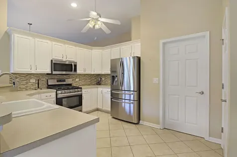 1955 West Overlook Court Round Lake IL 60073