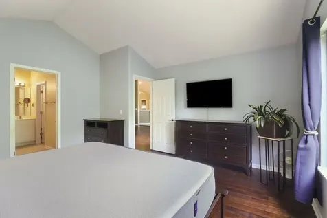 1955 West Overlook Court Round Lake IL 60073