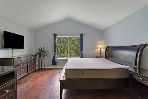 1955 West Overlook Court Round Lake IL 60073