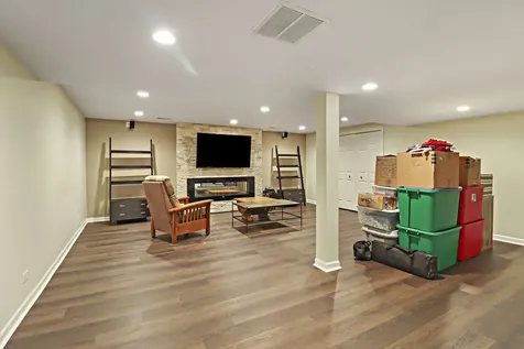 1955 West Overlook Court Round Lake IL 60073
