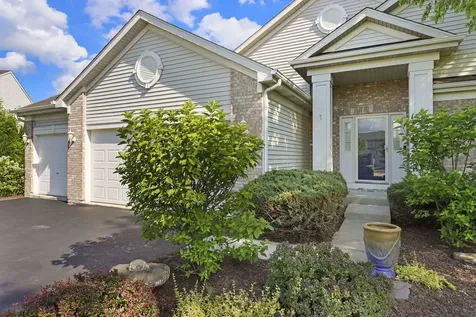1955 West Overlook Court Round Lake IL 60073