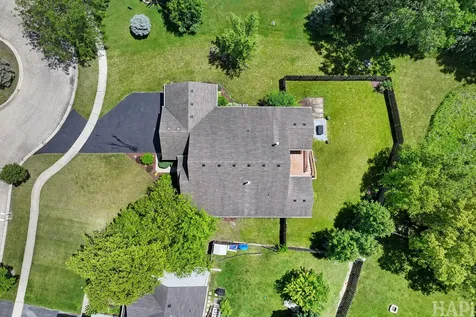 1955 West Overlook Court Round Lake IL 60073