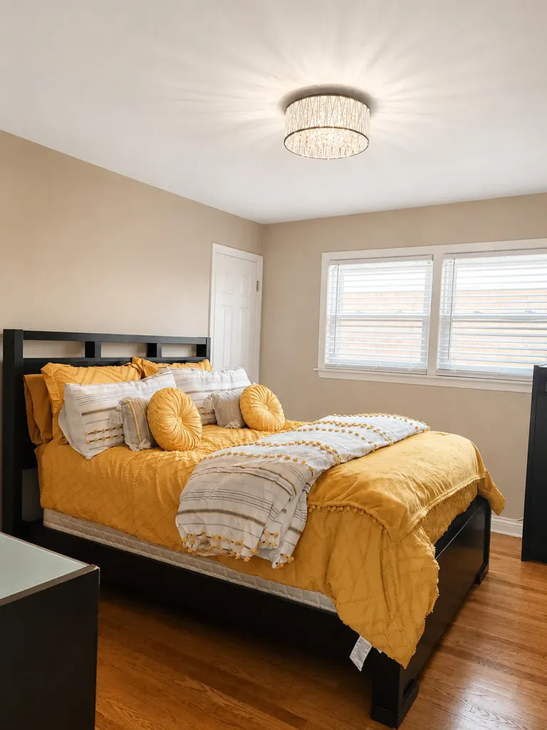 8630 South Kilbourn Avenue Chicago IL 60652