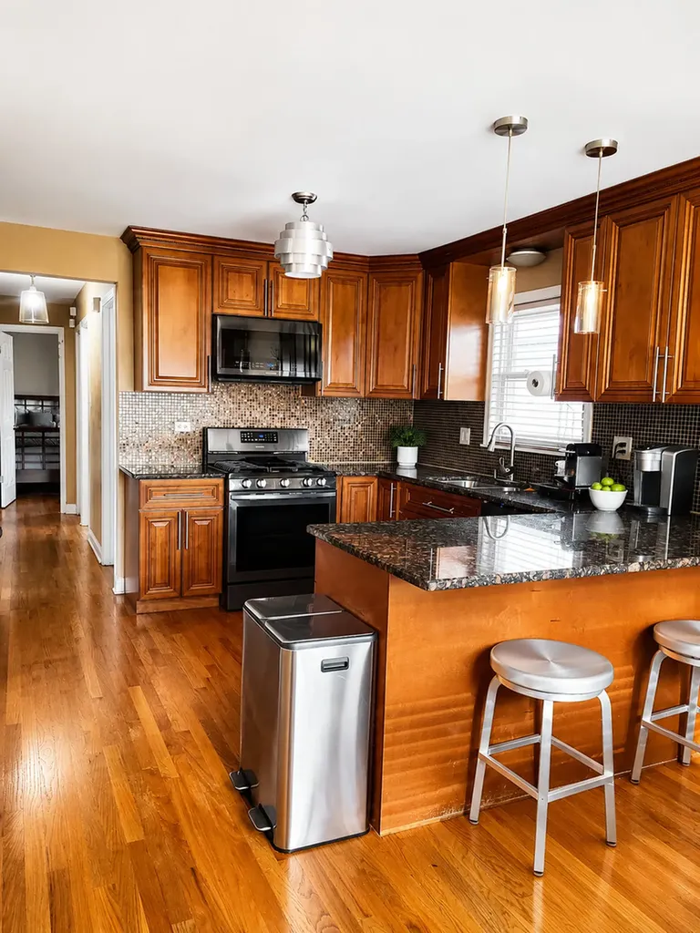 8630 South Kilbourn Avenue Chicago IL 60652