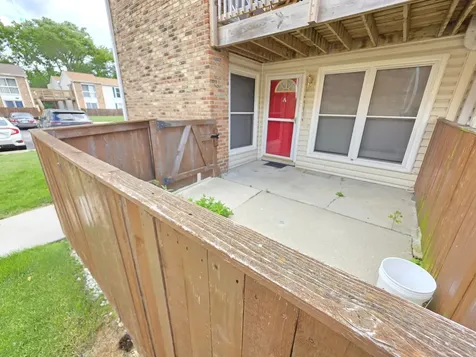 1950 Kenilworth Circle Hoffman Estates IL 60169