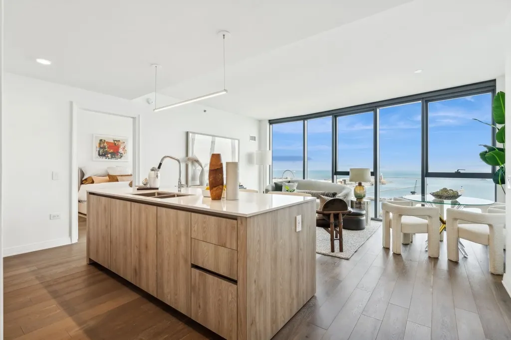 211 North Harbor Drive Chicago IL 60601
