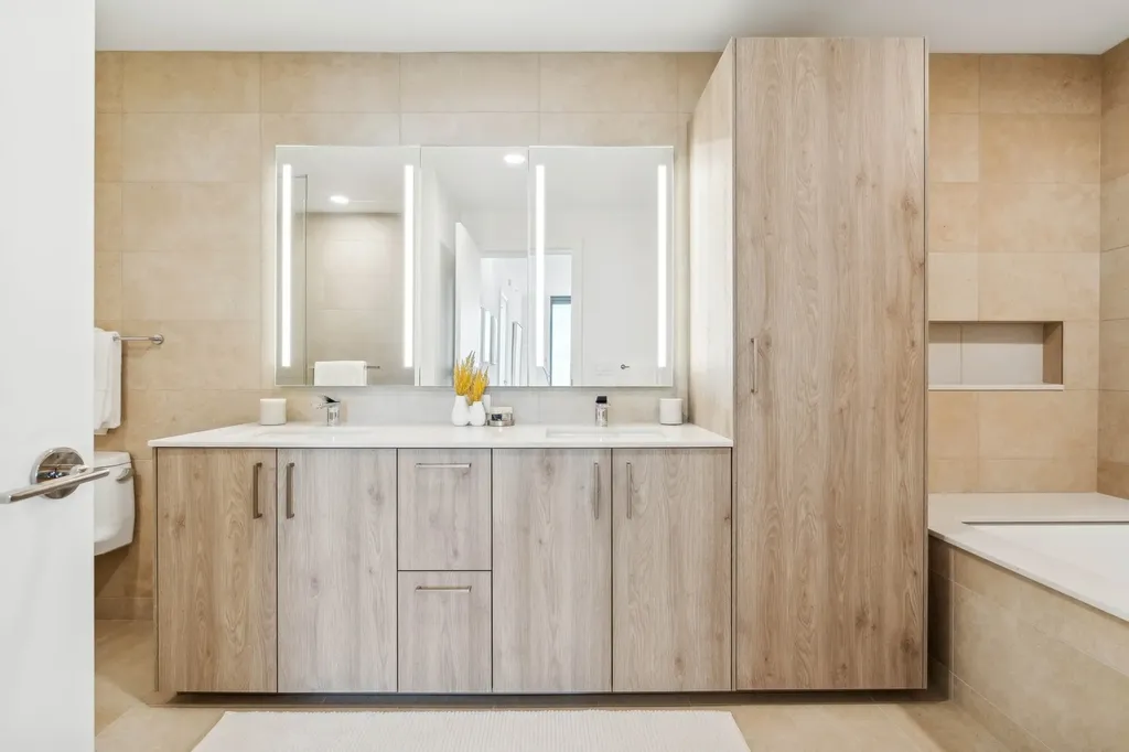 211 North Harbor Drive Chicago IL 60601