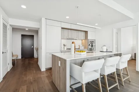 211 North Harbor Drive Chicago IL 60601