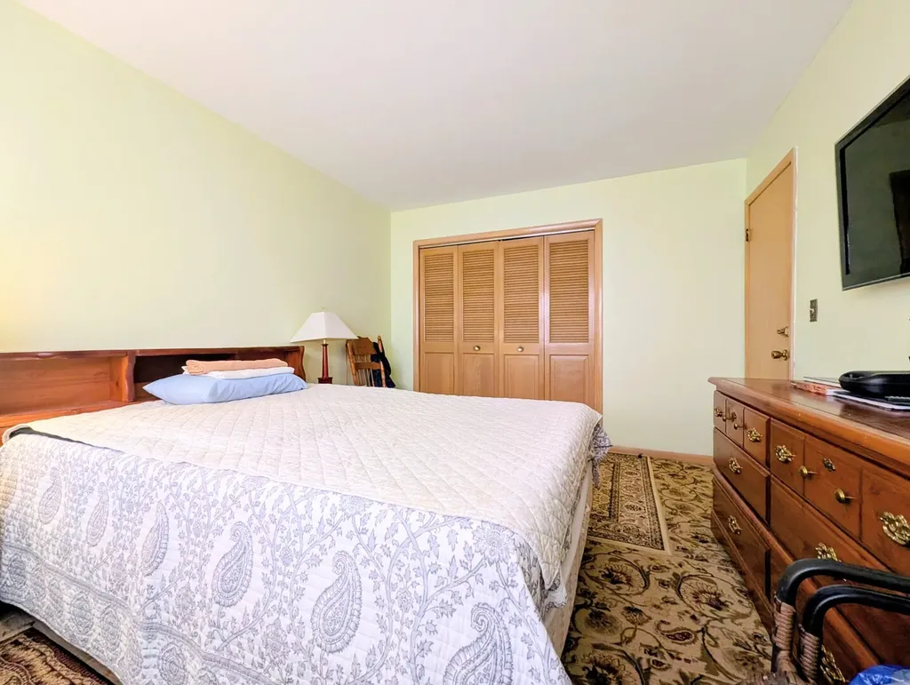 4229 North Keystone Avenue Chicago IL 60641