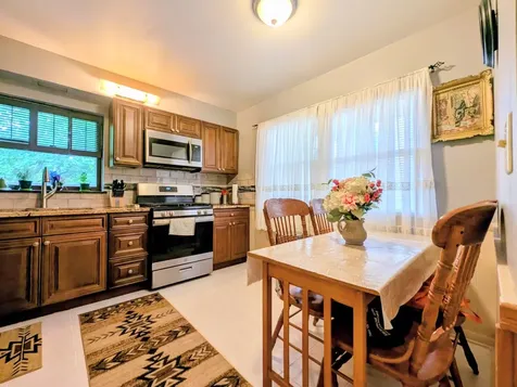 4229 North Keystone Avenue Chicago IL 60641