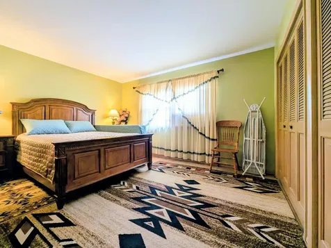 4229 North Keystone Avenue Chicago IL 60641