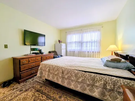 4229 North Keystone Avenue Chicago IL 60641