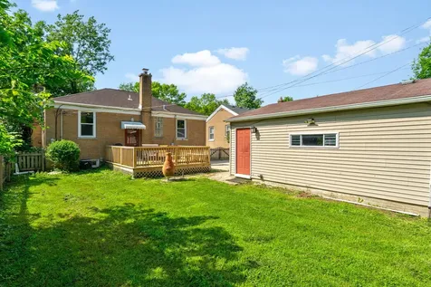 292 East Burlington Street Riverside IL 60546