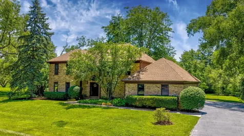 14 James Drive Hawthorn Woods IL 60047