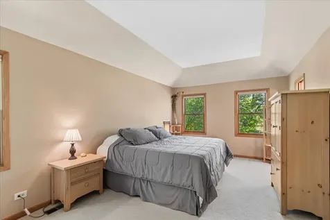 14 James Drive Hawthorn Woods IL 60047