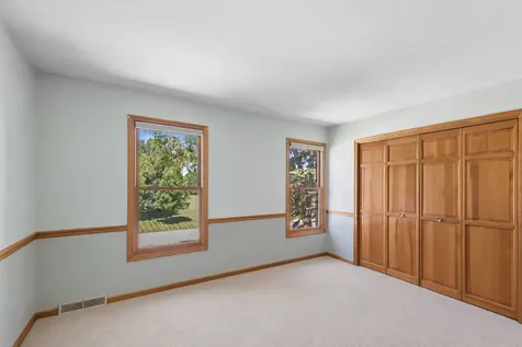 14 James Drive Hawthorn Woods IL 60047