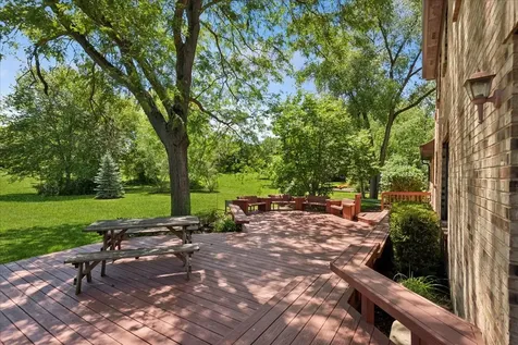 14 James Drive Hawthorn Woods IL 60047