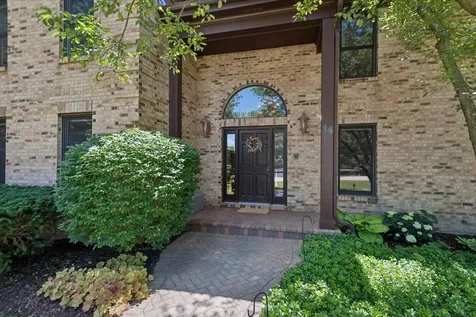 14 James Drive Hawthorn Woods IL 60047