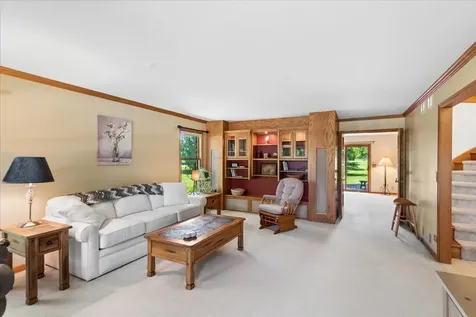 14 James Drive Hawthorn Woods IL 60047