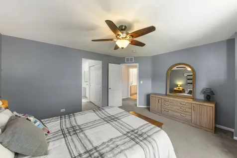 200 Brompton Court Oswego IL 60543