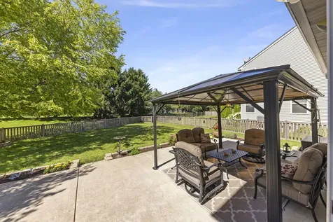 200 Brompton Court Oswego IL 60543