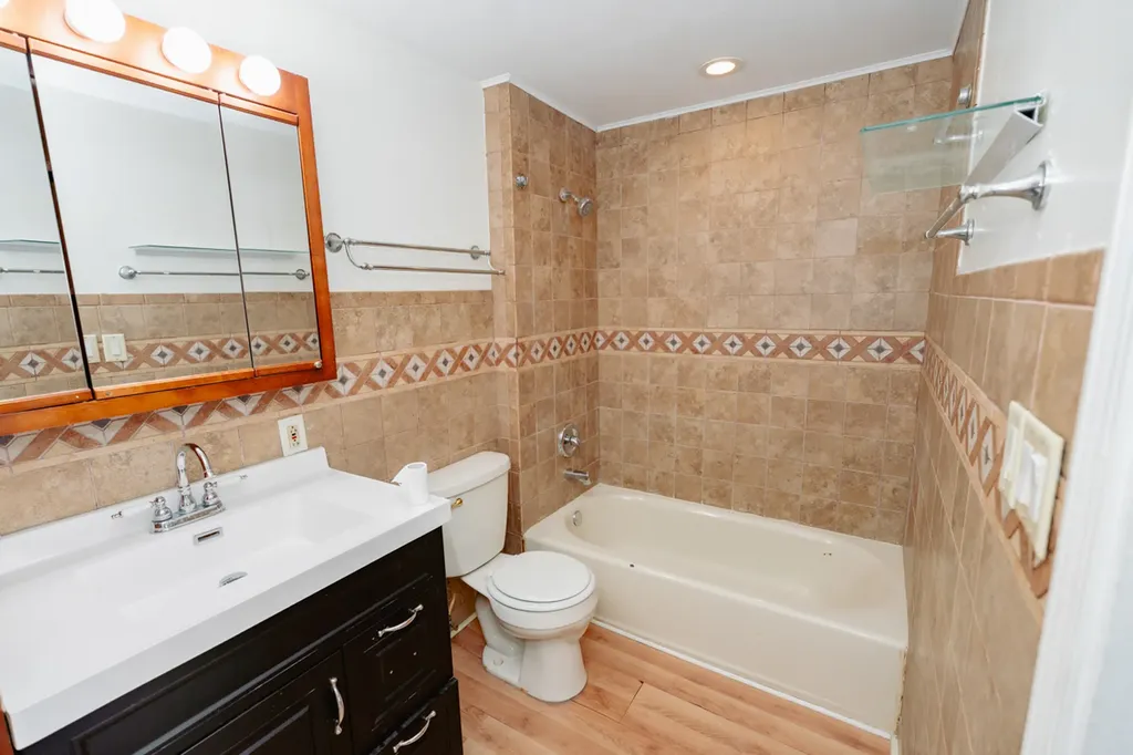 10W Fernwood Drive Bolingbrook IL 60440