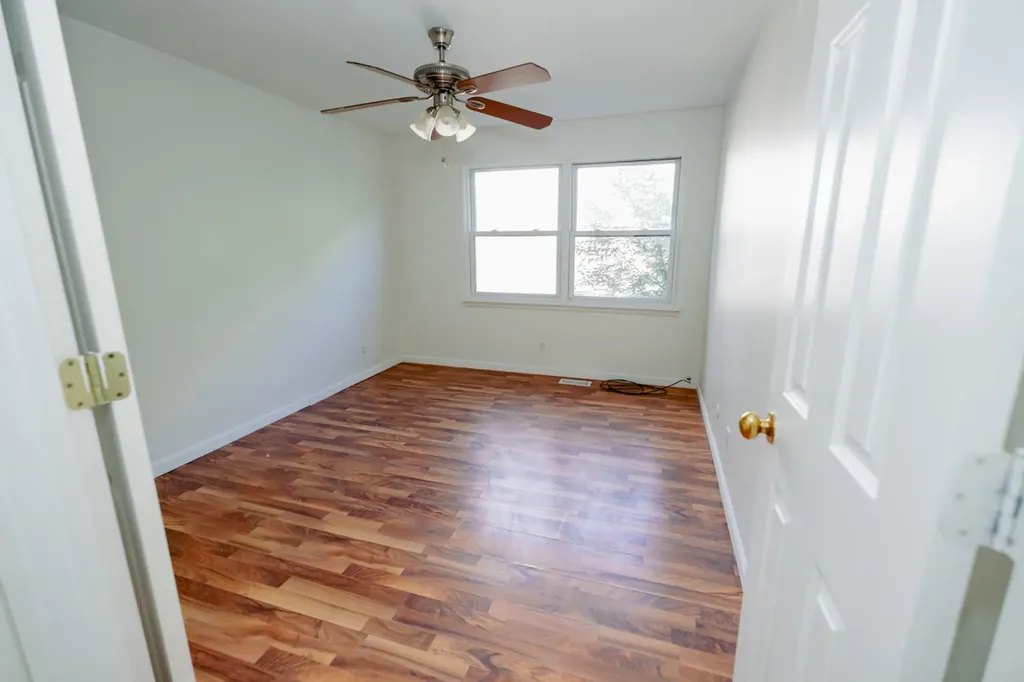 10W Fernwood Drive Bolingbrook IL 60440