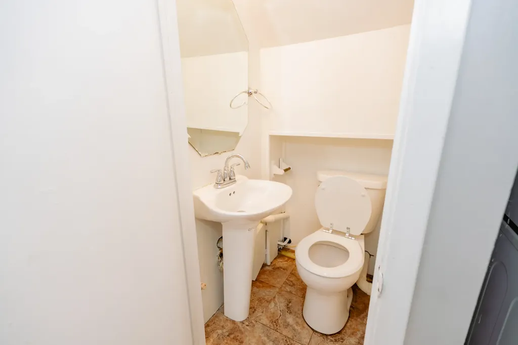 10W Fernwood Drive Bolingbrook IL 60440