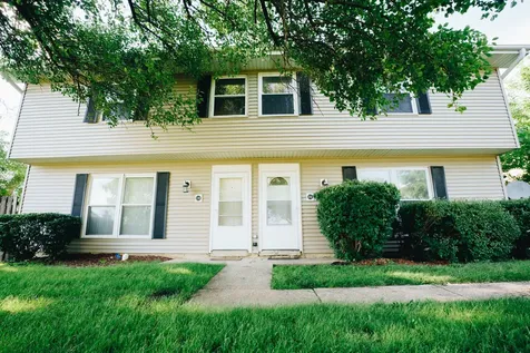 10W Fernwood Drive Bolingbrook IL 60440