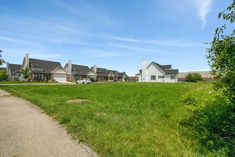 2072 Waters Edge Drive Minooka IL 60447