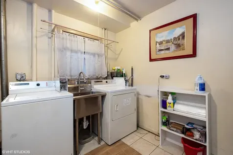 6252 West Belmont Avenue Chicago IL 60634