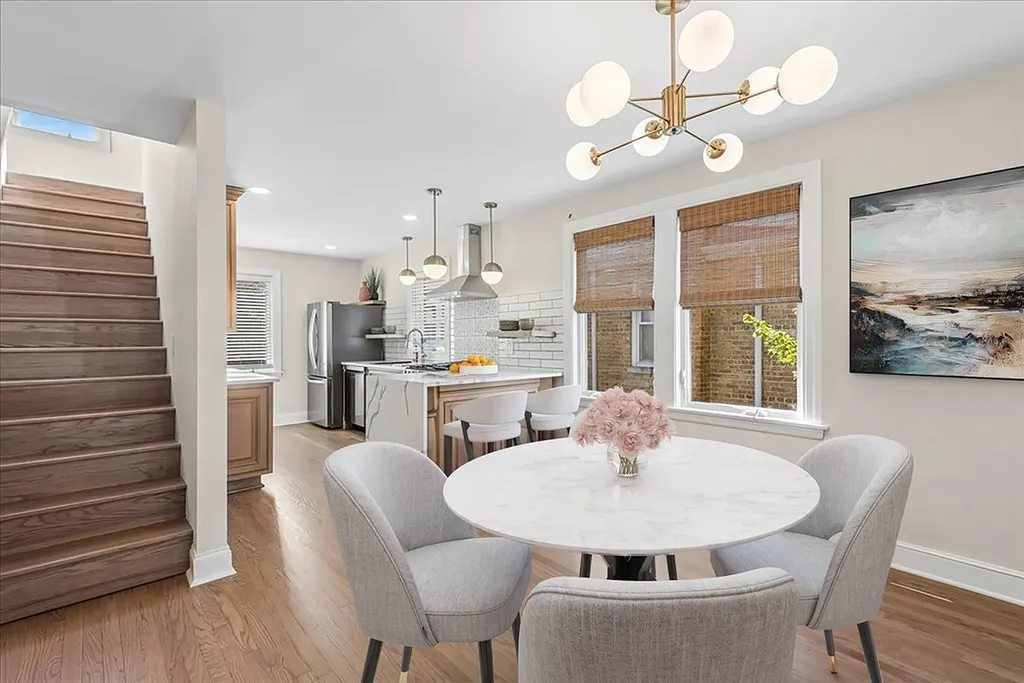 5905 North Melvina Avenue Chicago IL 60646