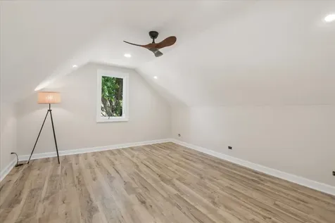 5905 North Melvina Avenue Chicago IL 60646