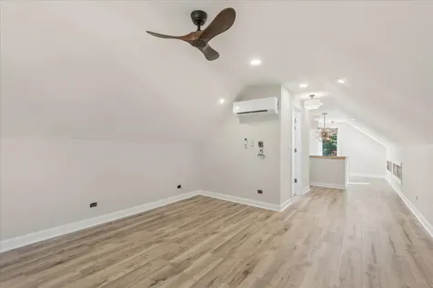 5905 North Melvina Avenue Chicago IL 60646