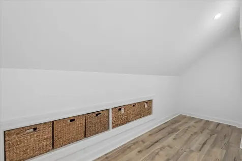 5905 North Melvina Avenue Chicago IL 60646
