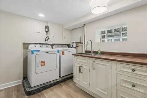 5905 North Melvina Avenue Chicago IL 60646