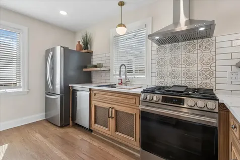 5905 North Melvina Avenue Chicago IL 60646