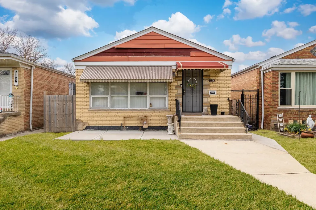 7124 South Kedzie Avenue Chicago IL 60629