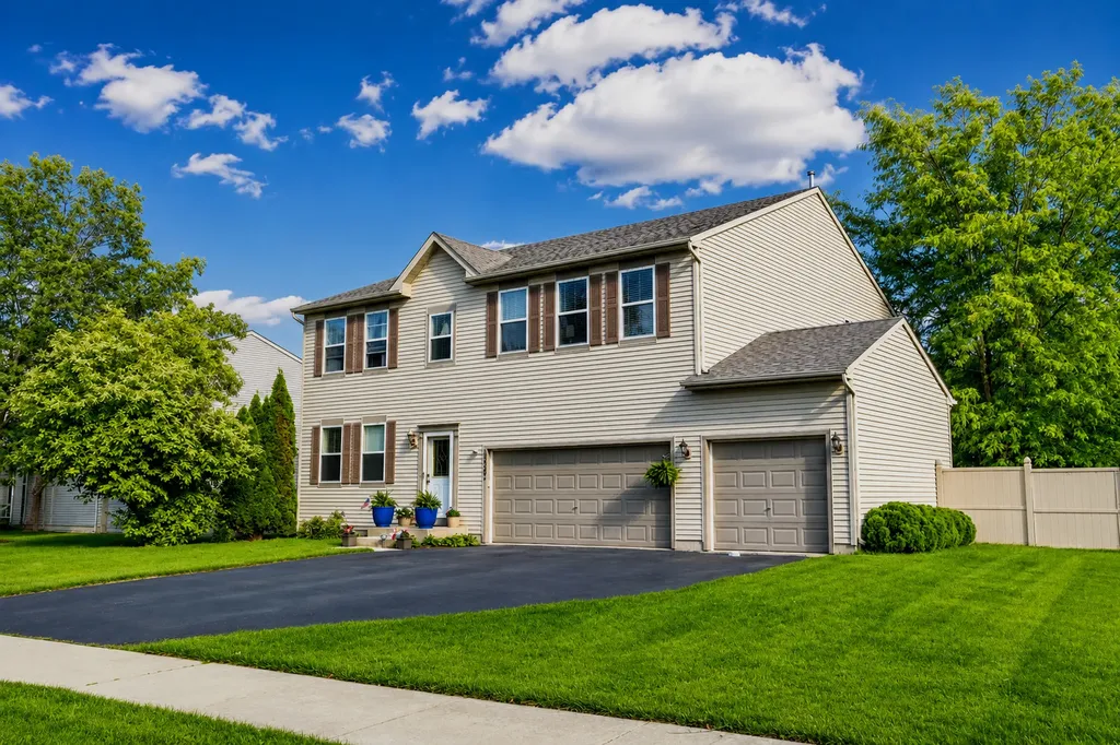 25301 Presidential Avenue Plainfield IL 60544