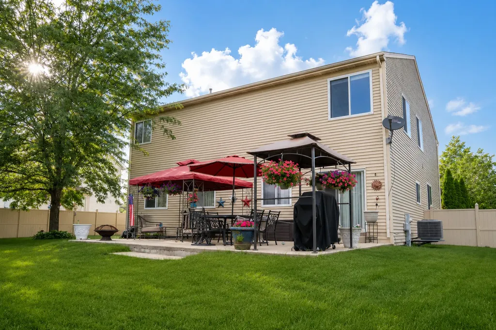 25301 Presidential Avenue Plainfield IL 60544