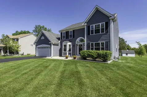 2901 Harrisburg Court Lindenhurst IL 60046