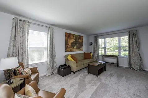 2901 Harrisburg Court Lindenhurst IL 60046