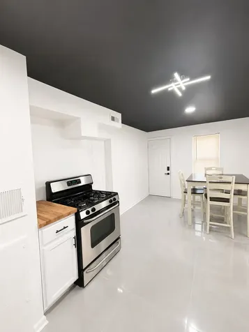 10327 South Calhoun Avenue Chicago IL 60617